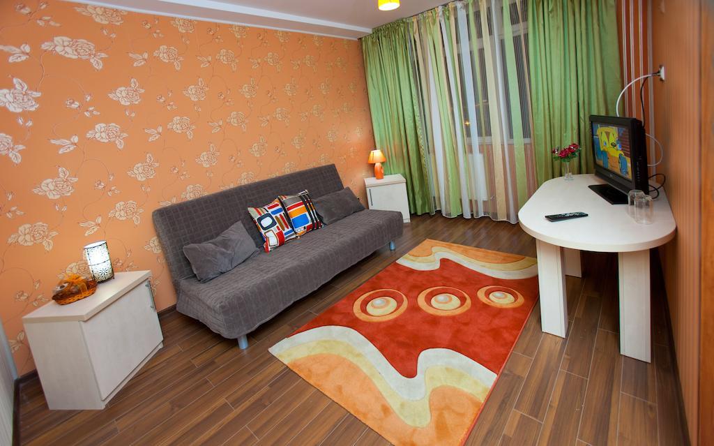 Hotel La Gil Bucharest Room photo