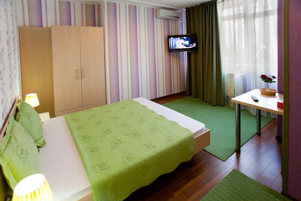 Hotel La Gil Bucharest Exterior photo